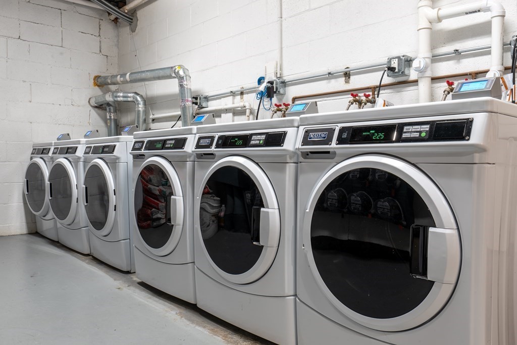 16 Trowbridge St, Harvard Square