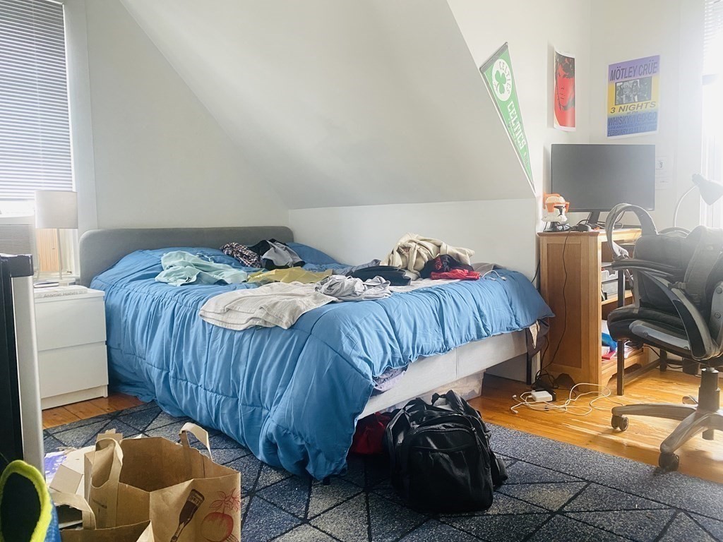 22 Ashford St, Allston