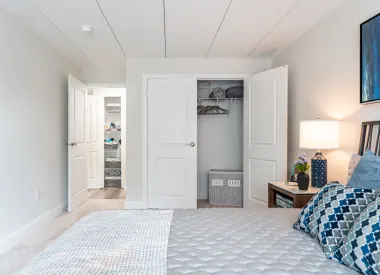 1037 Southern Artery, Quincy Center