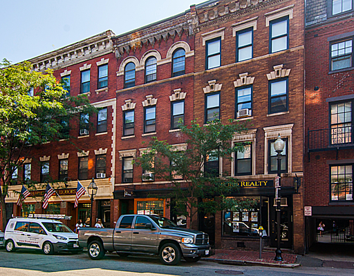 137 Charles St, Beacon Hill