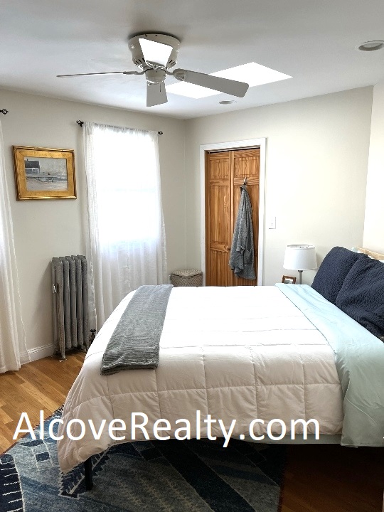 26 Burnham St, West Somerville