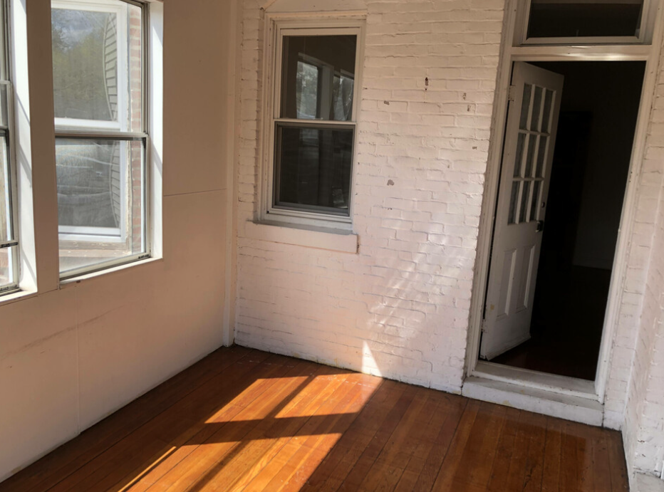 1905 Beacon St, Brookline