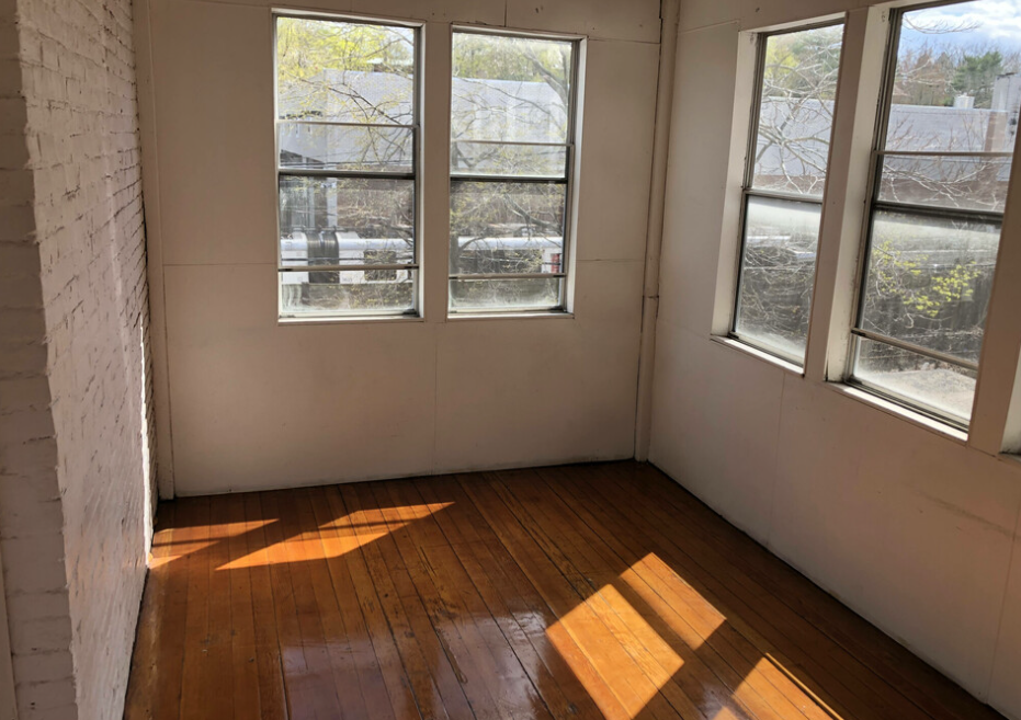 1905 Beacon St, Brookline