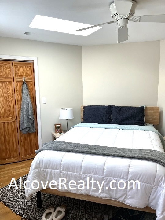 26 Burnham St, West Somerville