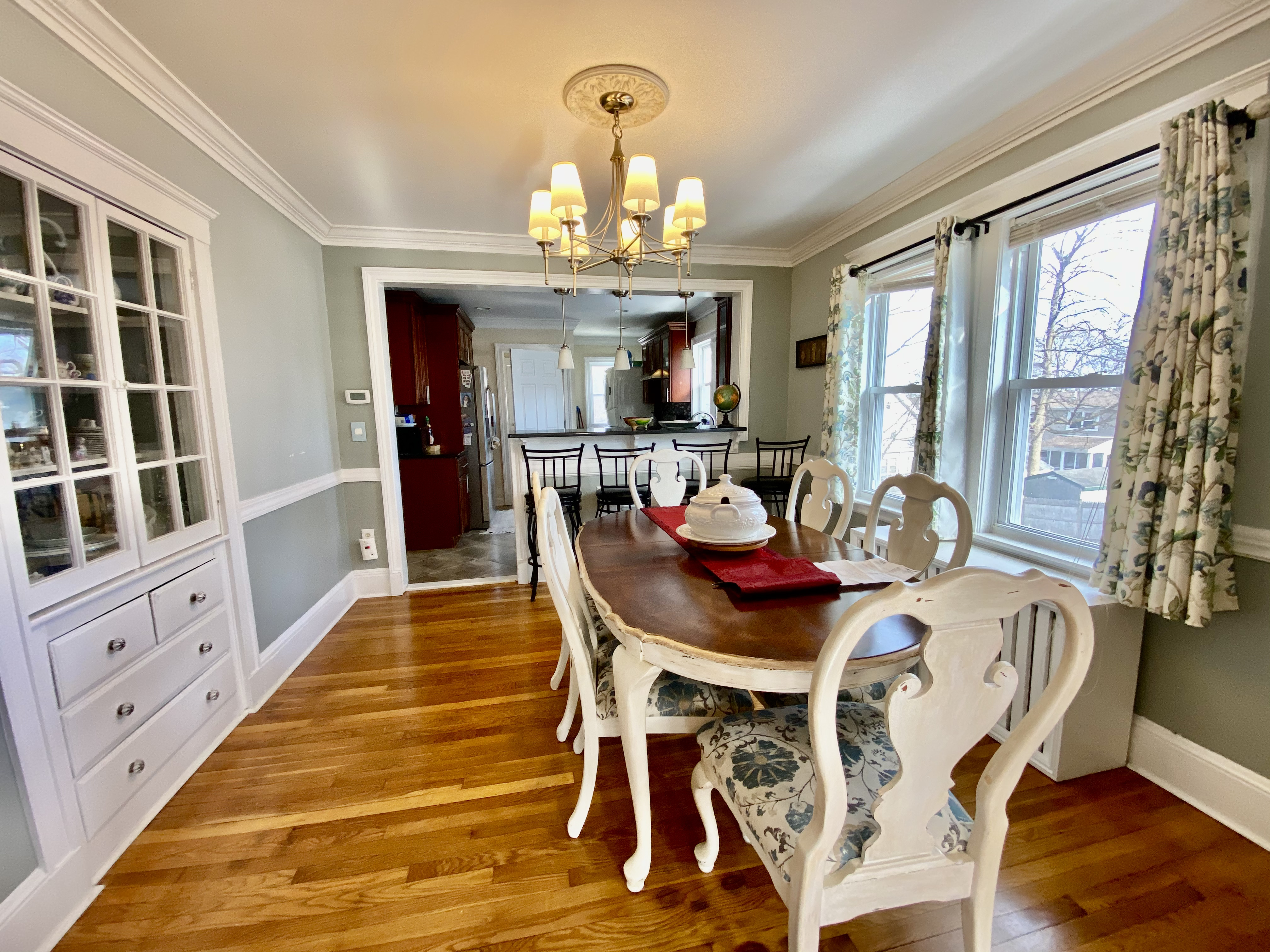 98 Whitford St, Roslindale