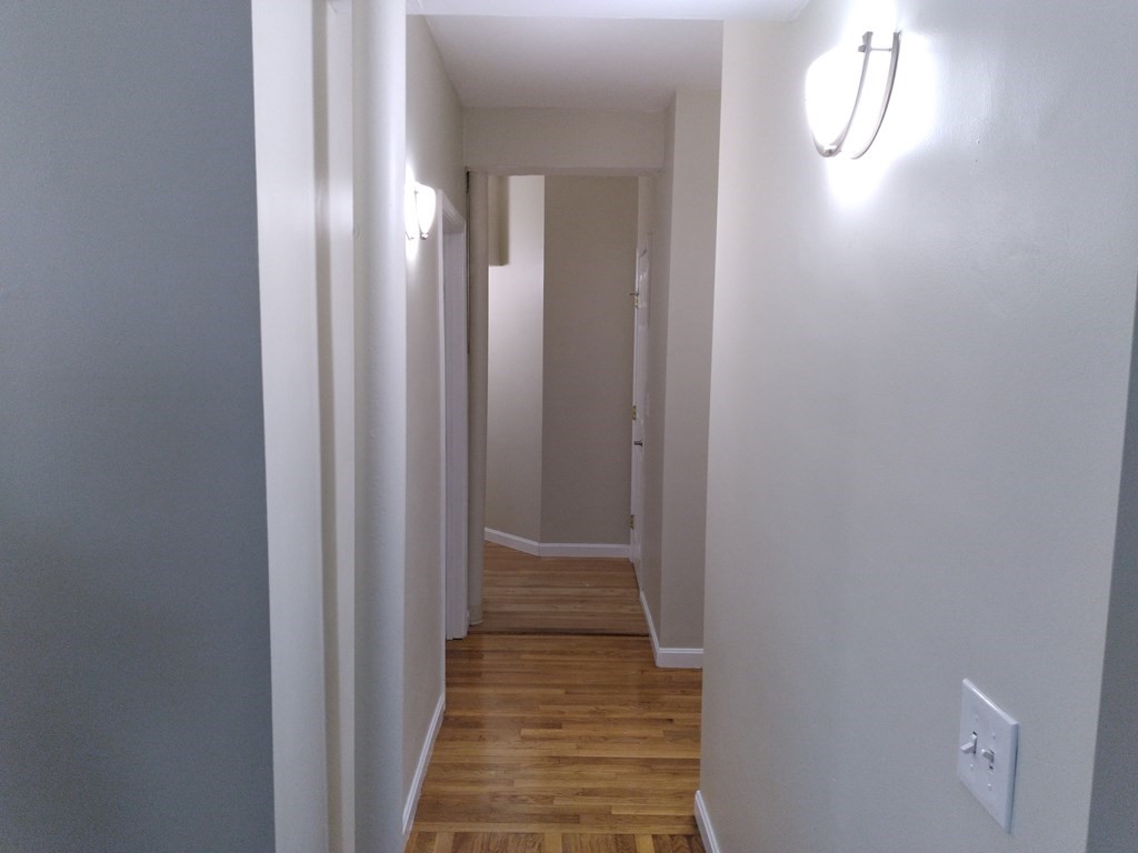 1572 Commonwealth Ave, Brighton