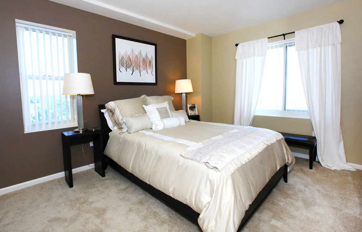 12 Highpoint Cir, Quincy Center