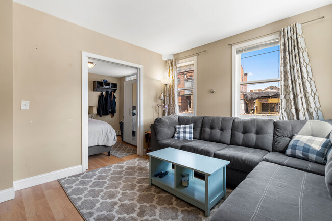 317 Silver St, Dorchester