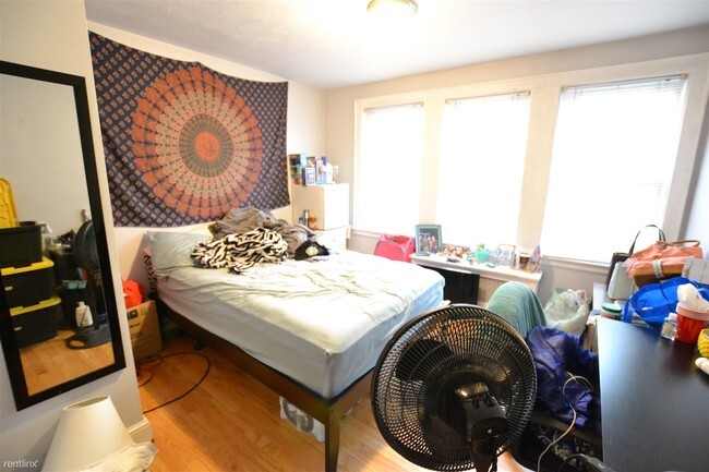 23 Woodstock Ave, Brighton