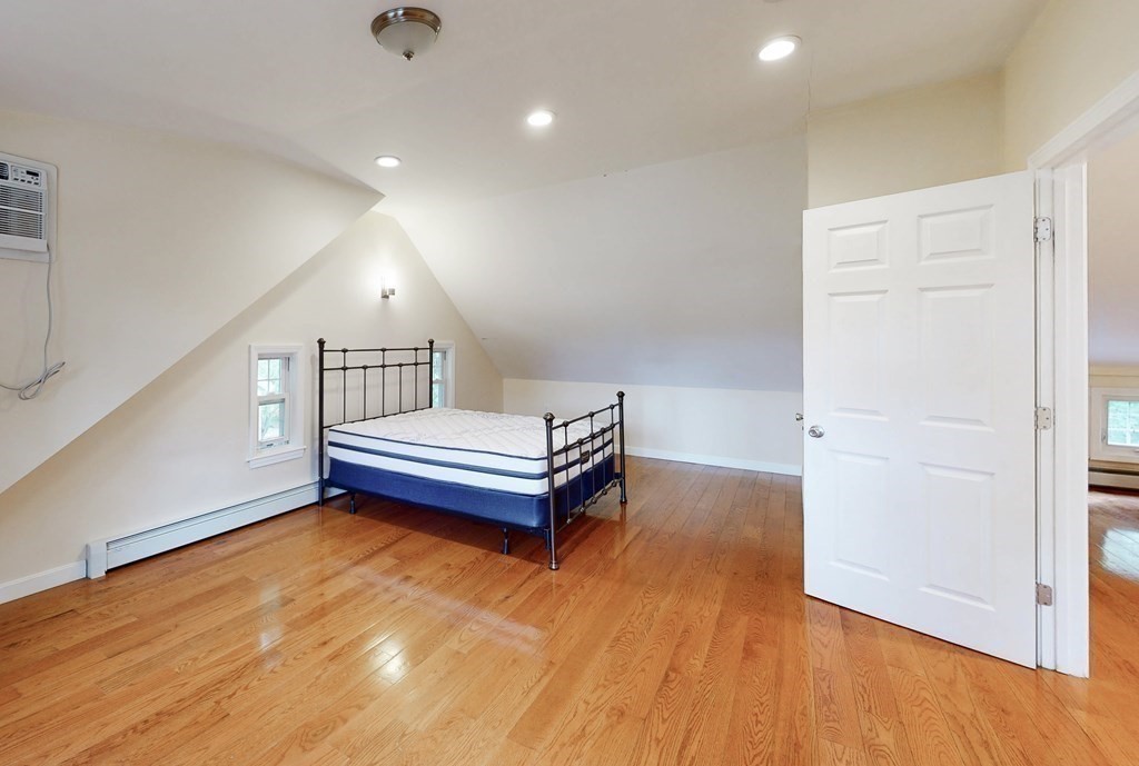 25 Adams St, Coolidge Corner