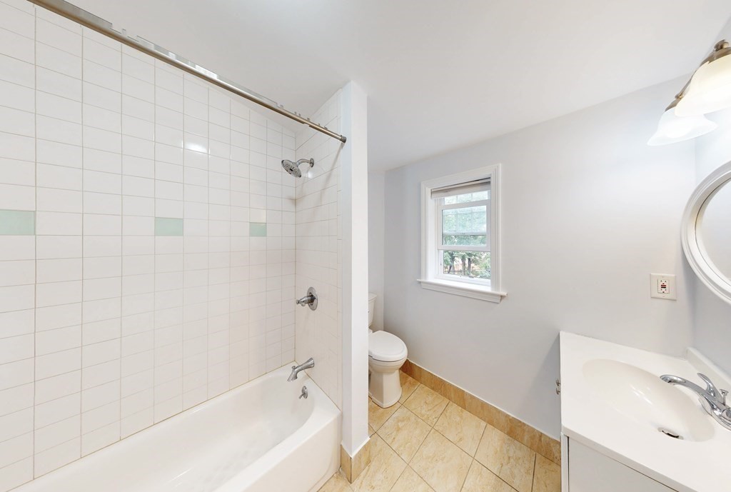 25 Adams St, Coolidge Corner