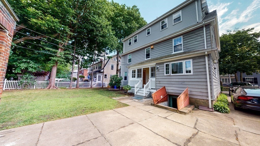 25 Adams St, Coolidge Corner