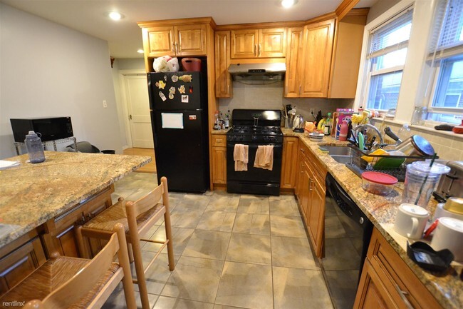 23 Woodstock Ave, Brighton