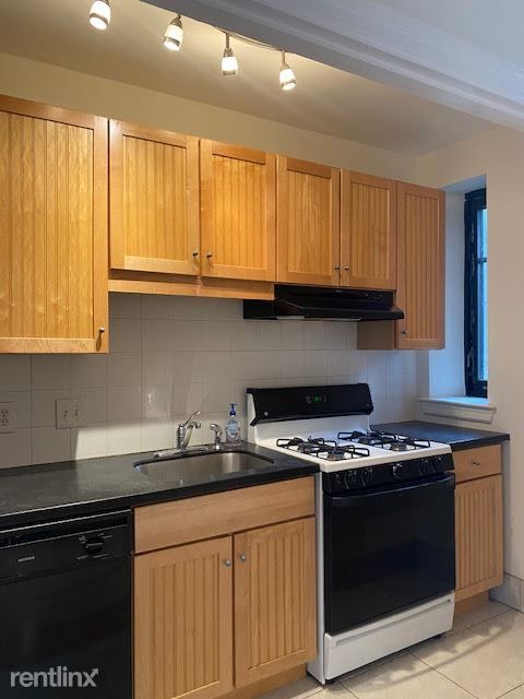 65 Strathmore Rd, Brighton