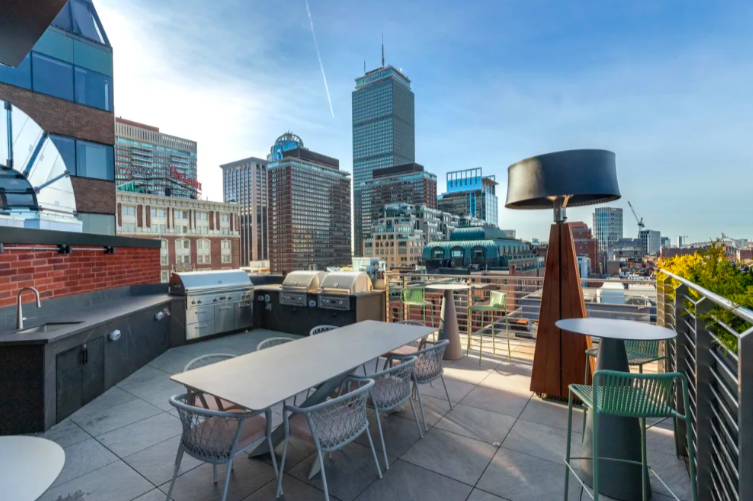 28 Exeter St, Back Bay