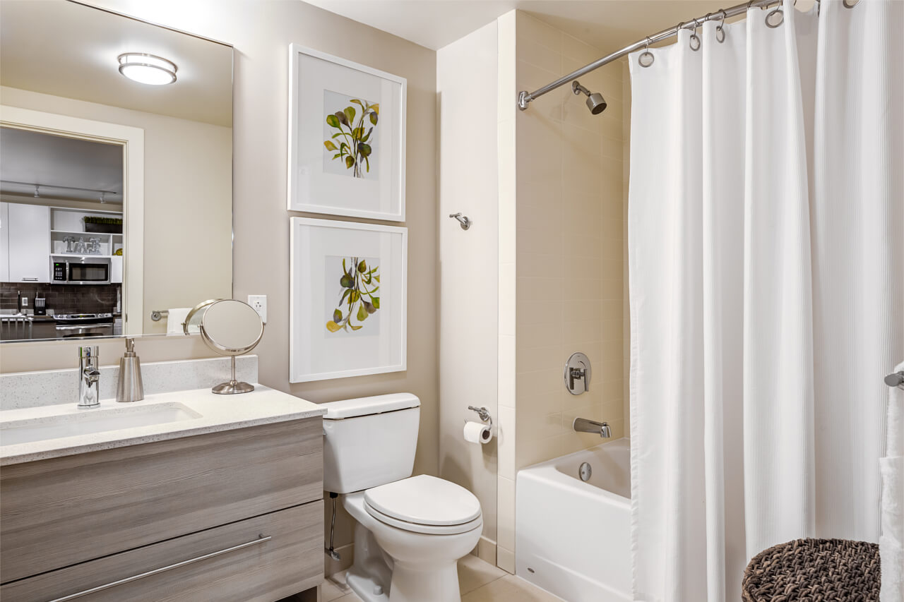 665 Washington St, Downtown