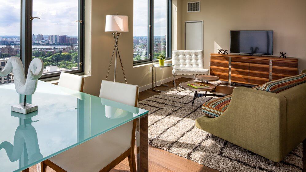 45 Stuart St, Downtown