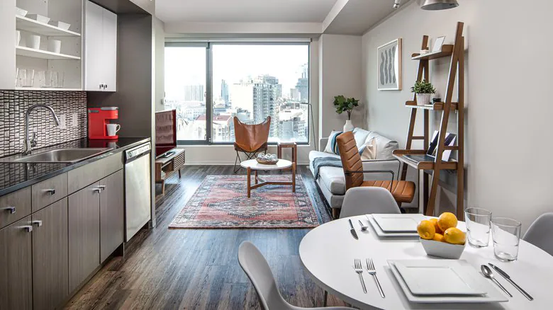 45 Stuart St, Downtown