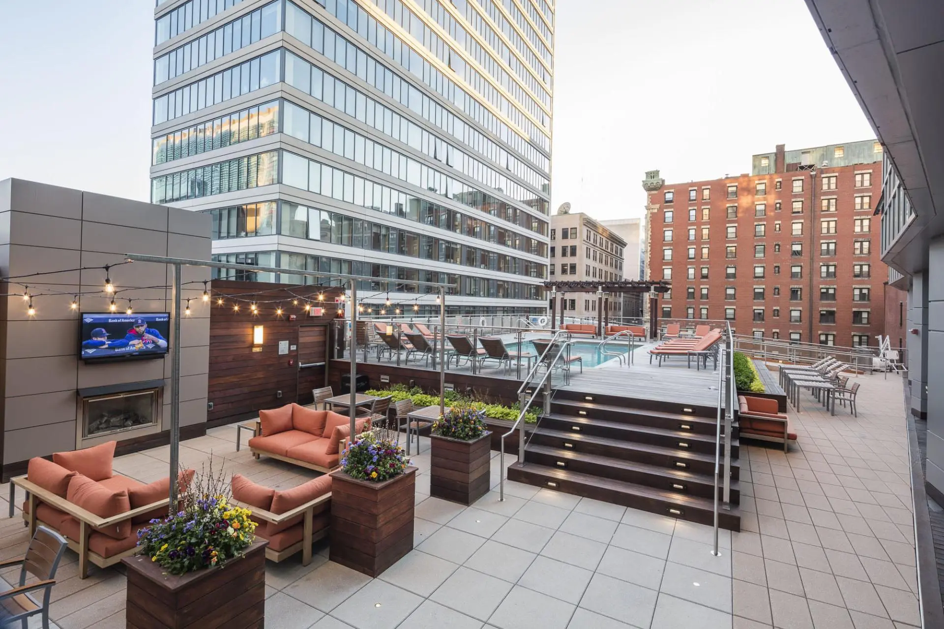 665 Washington St, Downtown