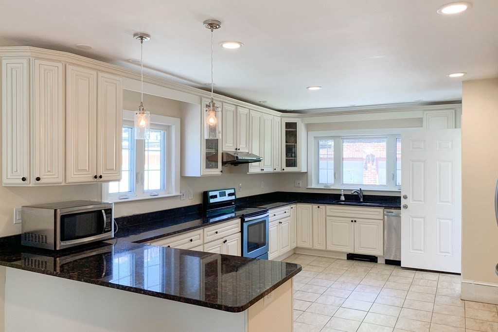 25 Adams St, Coolidge Corner