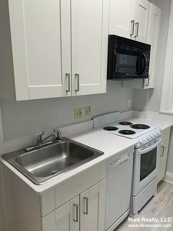 1673 Commonwealth Ave, Brighton