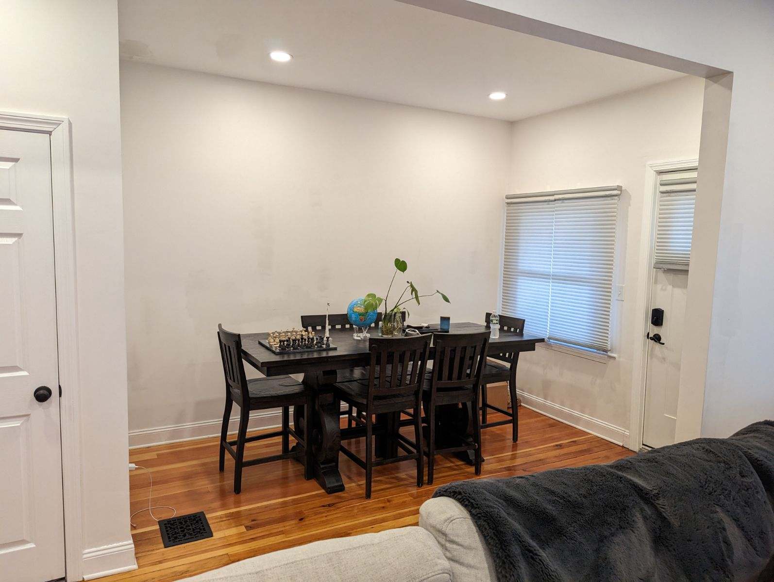 57 Kenmere Rd, Medford