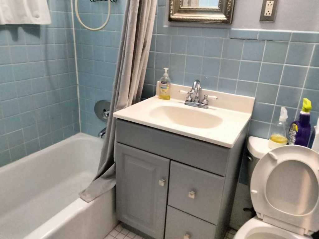 241 Highland Ave, Davis Square