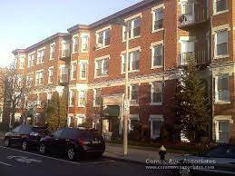 518 Cambridge St, Allston