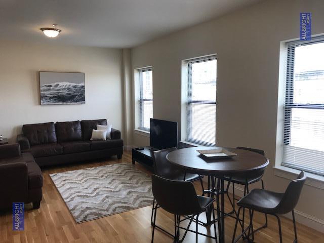 16 Peterborough, Fenway