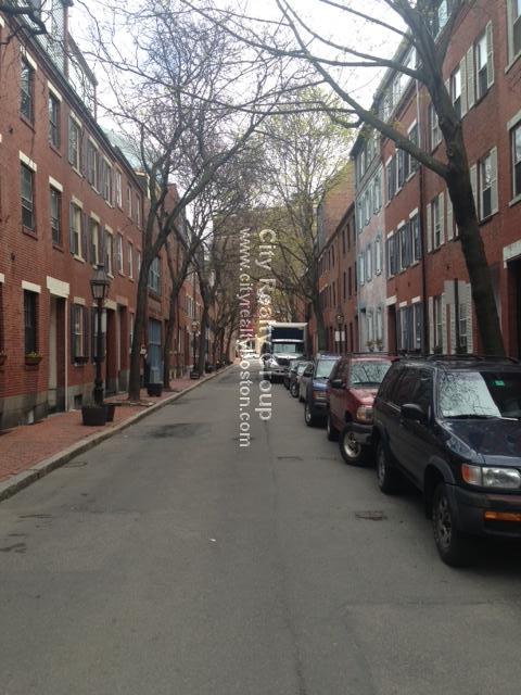 25 Melrose St, Back Bay