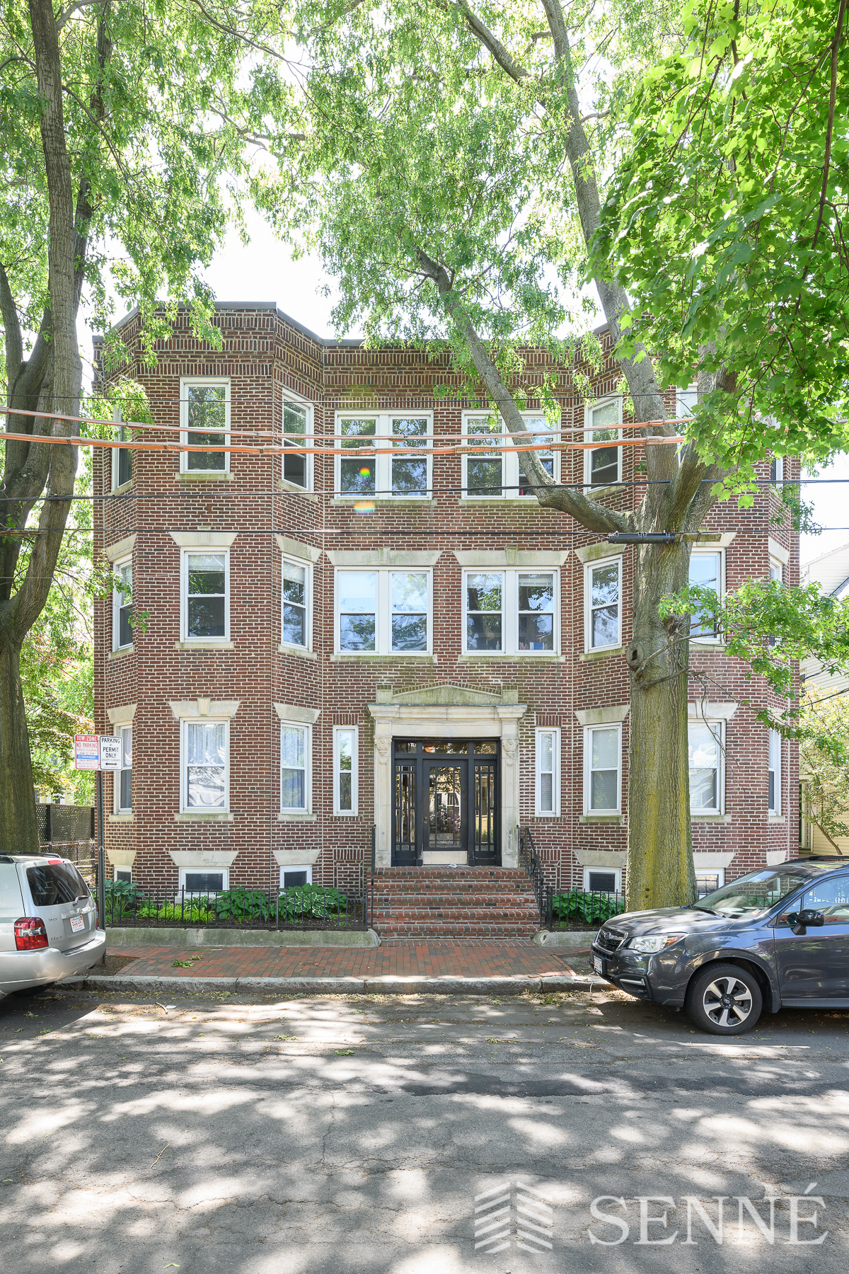 214 Chestnut St, Cambridgeport