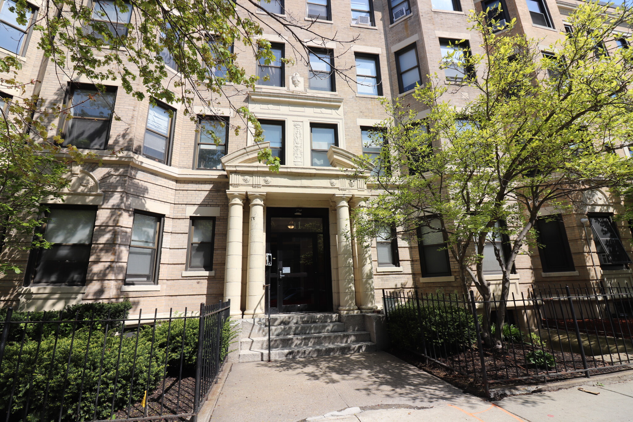 19 Peterborough St, Fenway