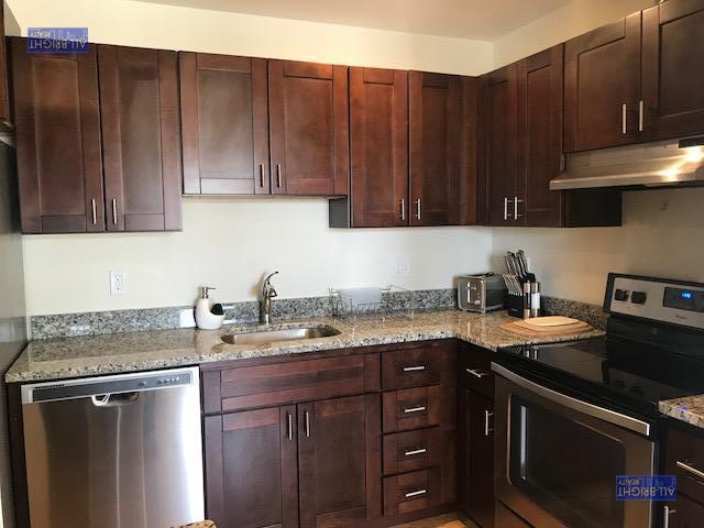 16 Peterborough, Fenway