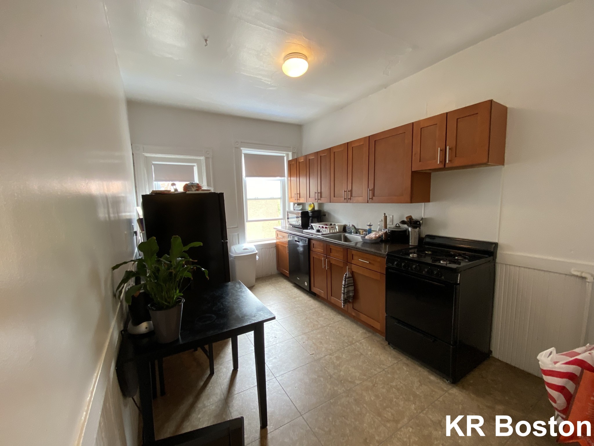 7 Mount Hood Rd, Brighton