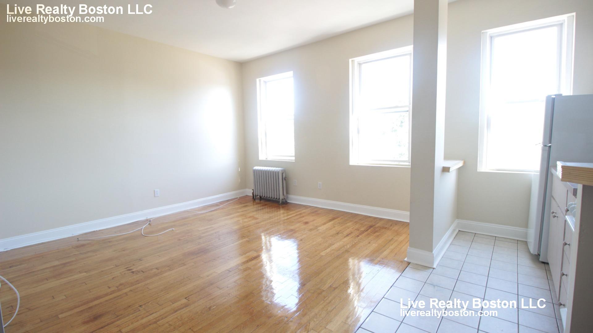 1189 Commonwealth Ave, Allston