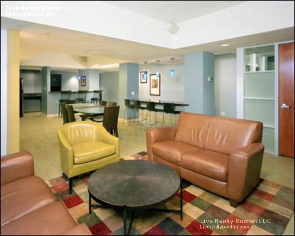 185 Freeman St, Coolidge Corner