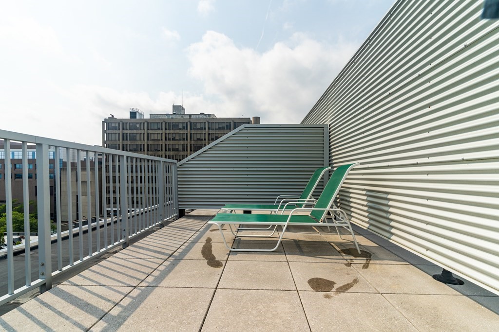 700 Harrison Ave, South End