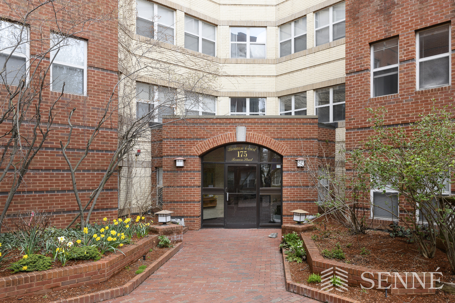 175 Beacon St, West Somerville