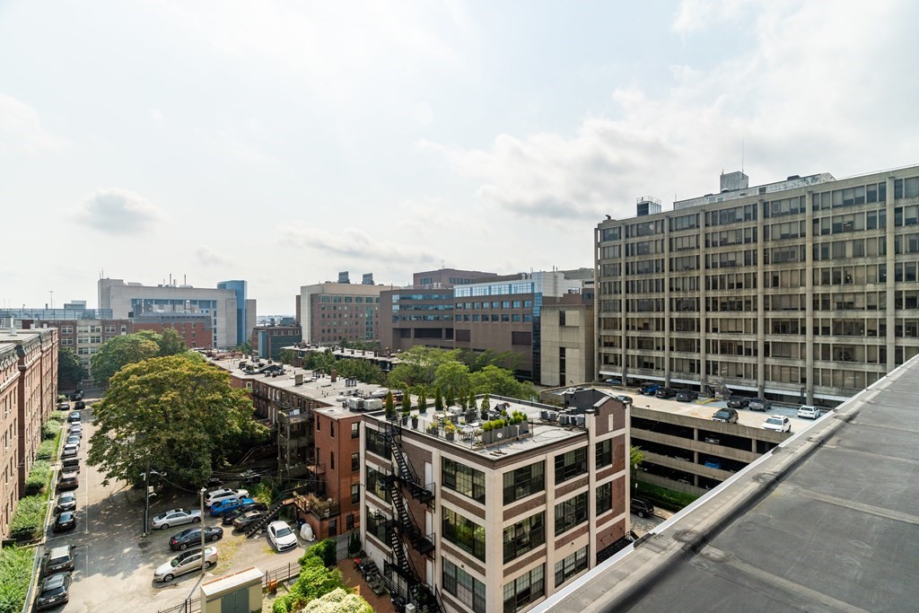 700 Harrison Ave, South End