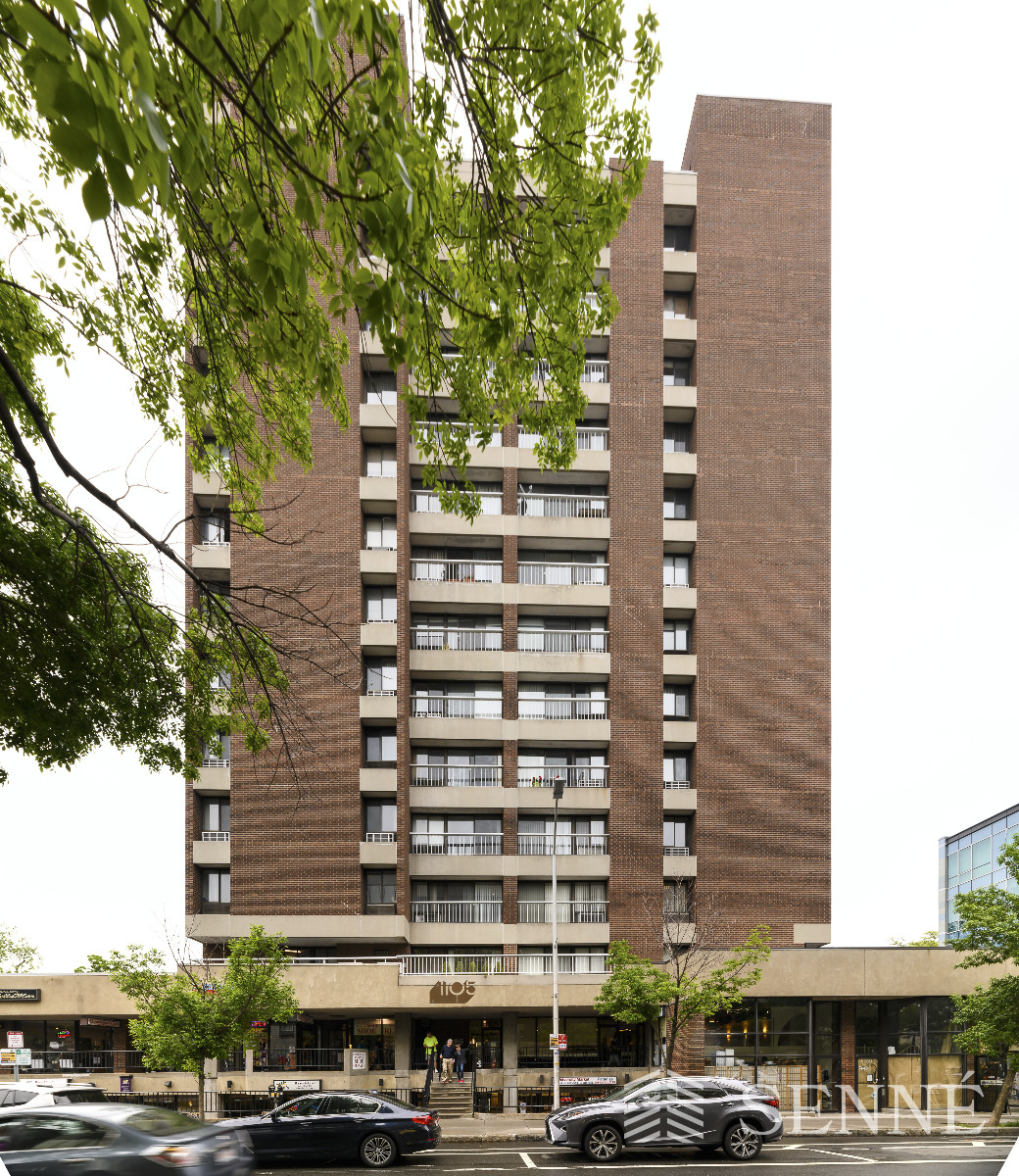 1105 Massachusetts Ave, Harvard Square