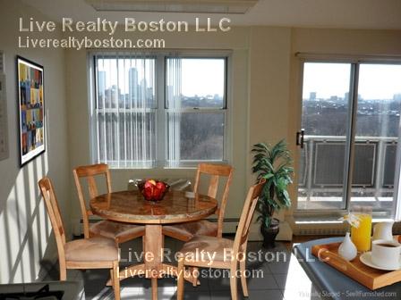 185 Freeman St, Coolidge Corner