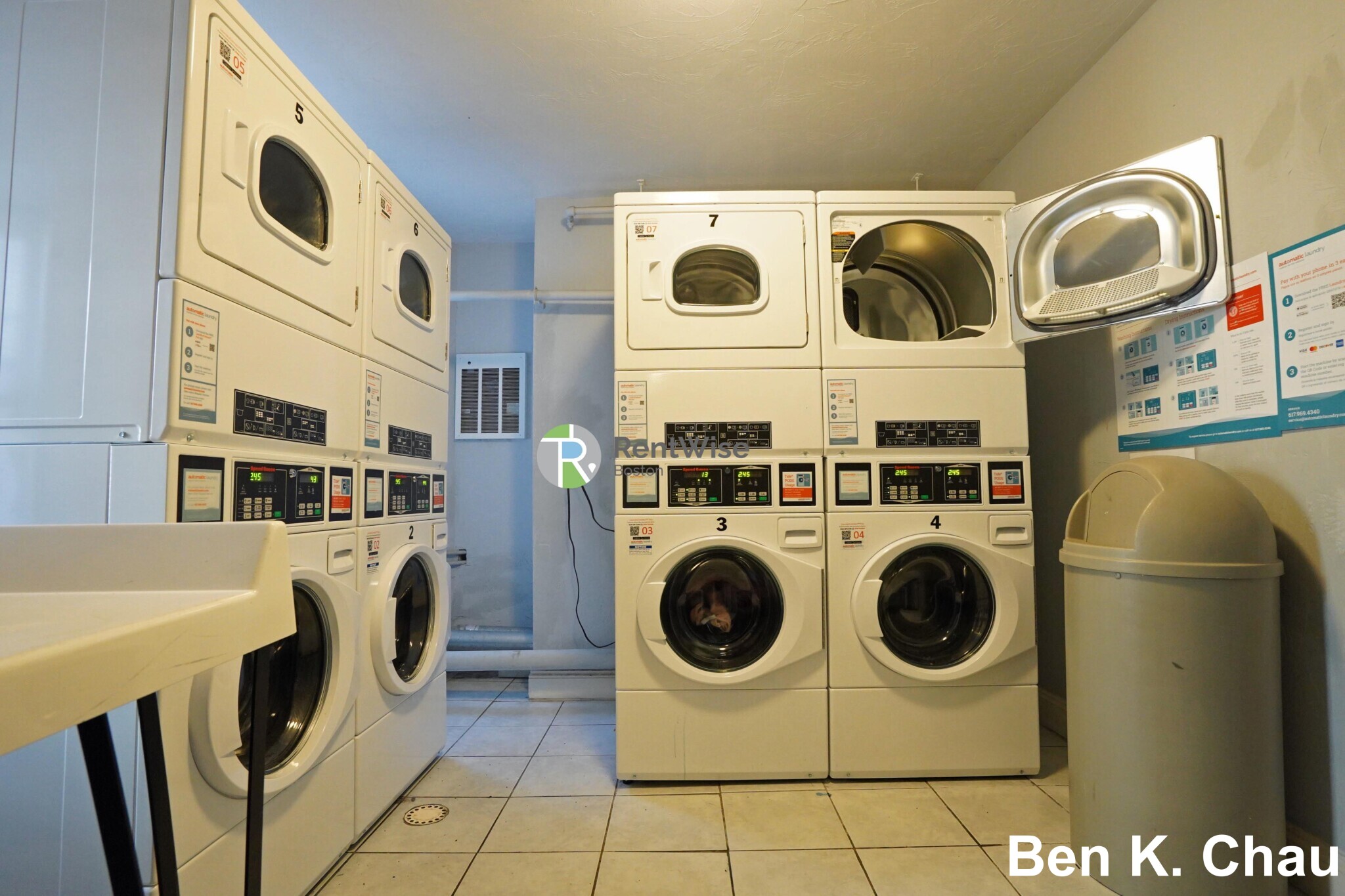 14 Lorraine Ter, Allston