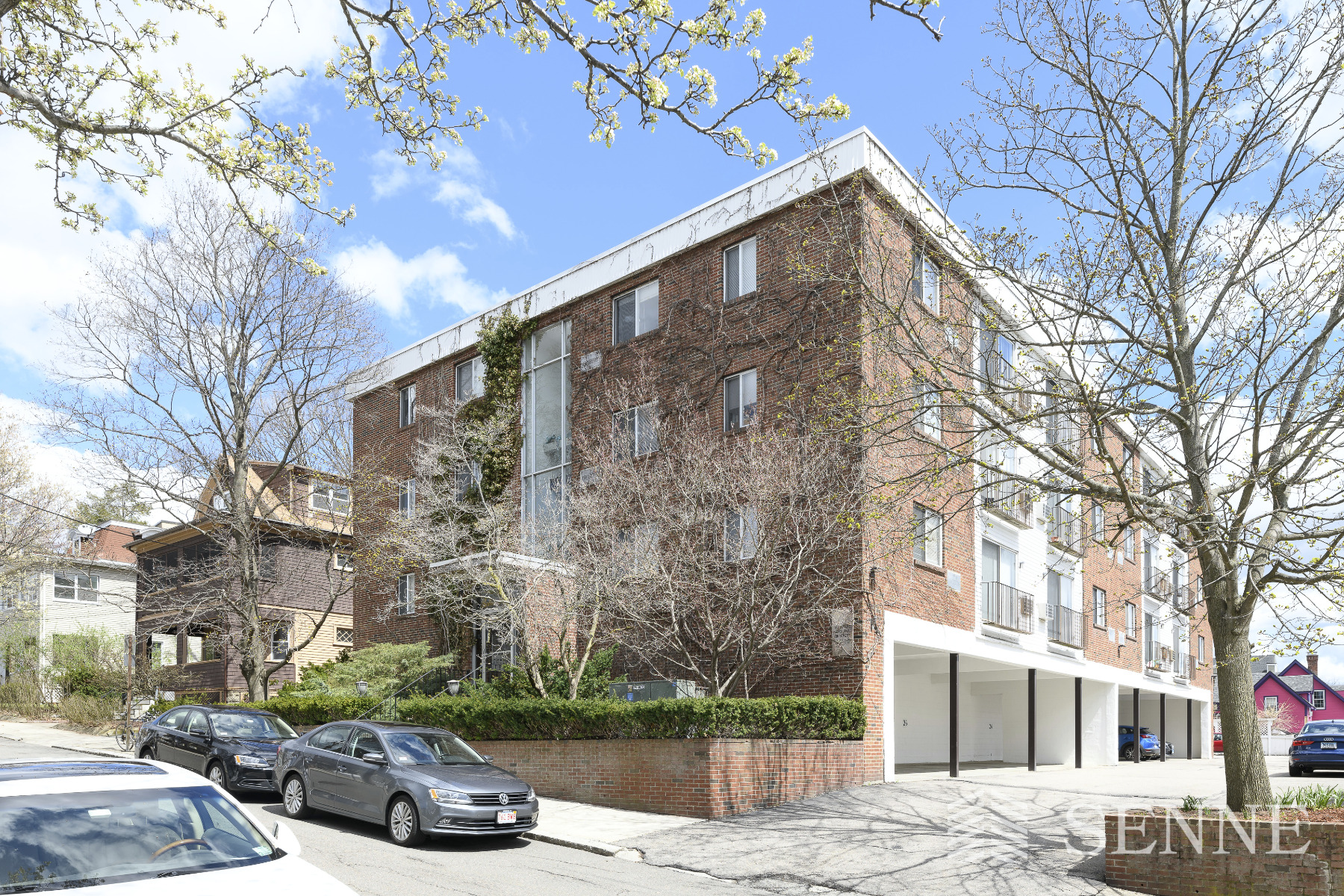 41 Belmont St, Davis Square