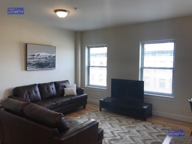 16 Peterborough, Fenway