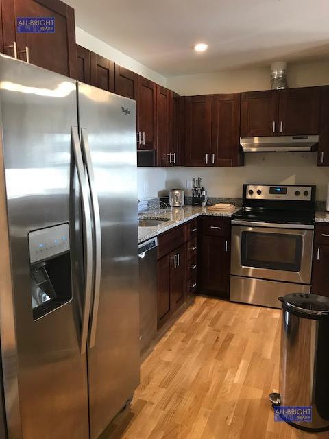 16 Peterborough, Fenway