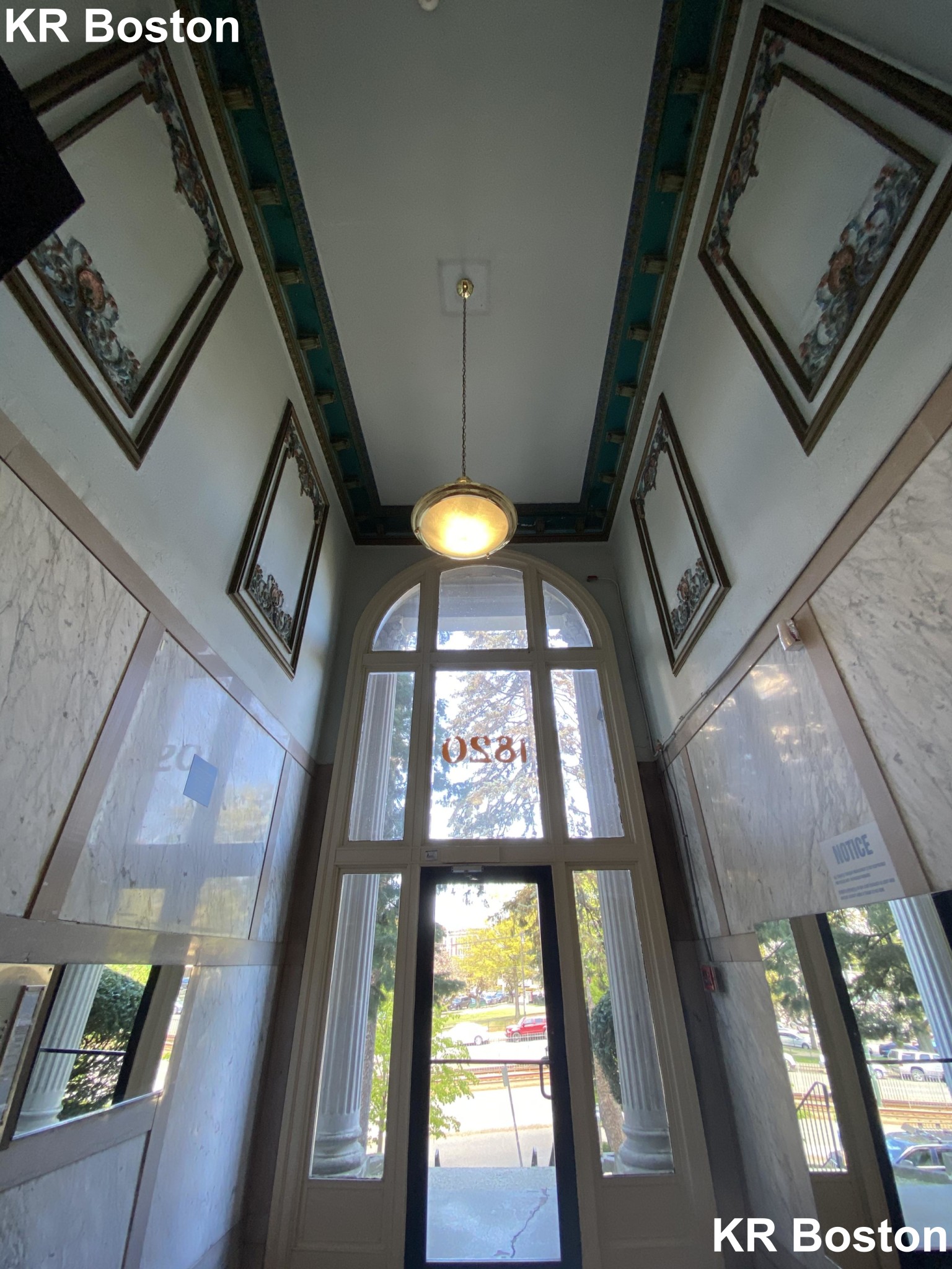 1822 Commonwealth Ave, Brighton