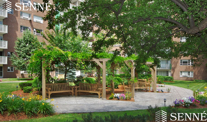 100 Memorial Dr, Cambridgeport