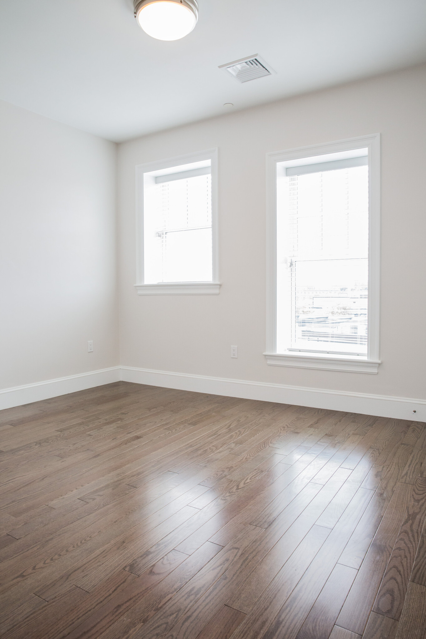 12 Harvard Ter, Allston