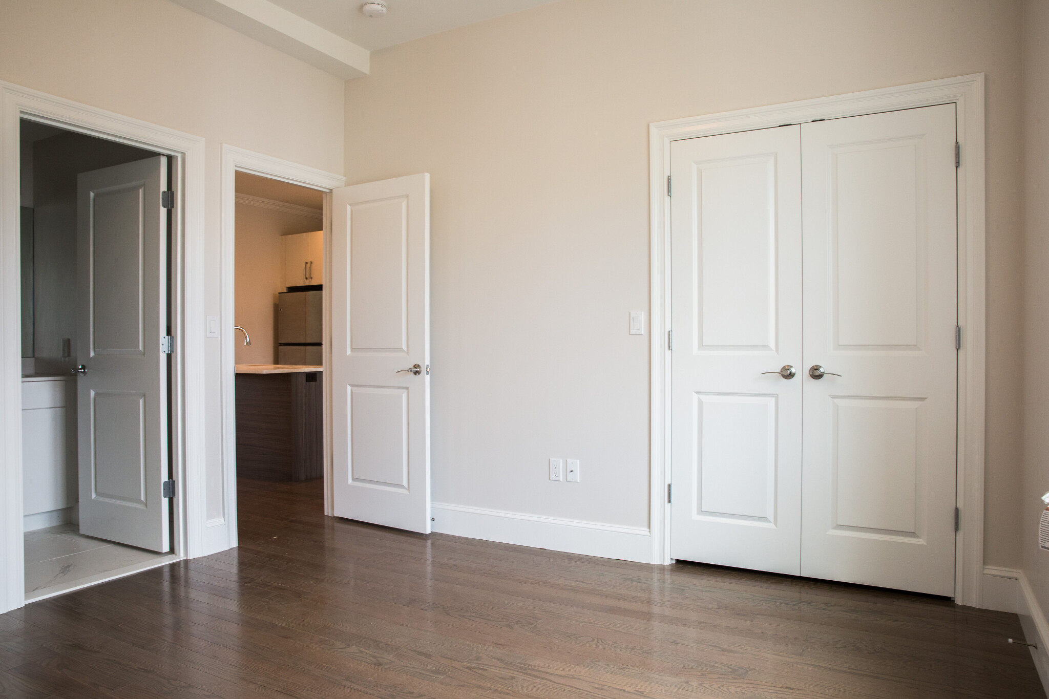 12 Harvard Ter, Allston