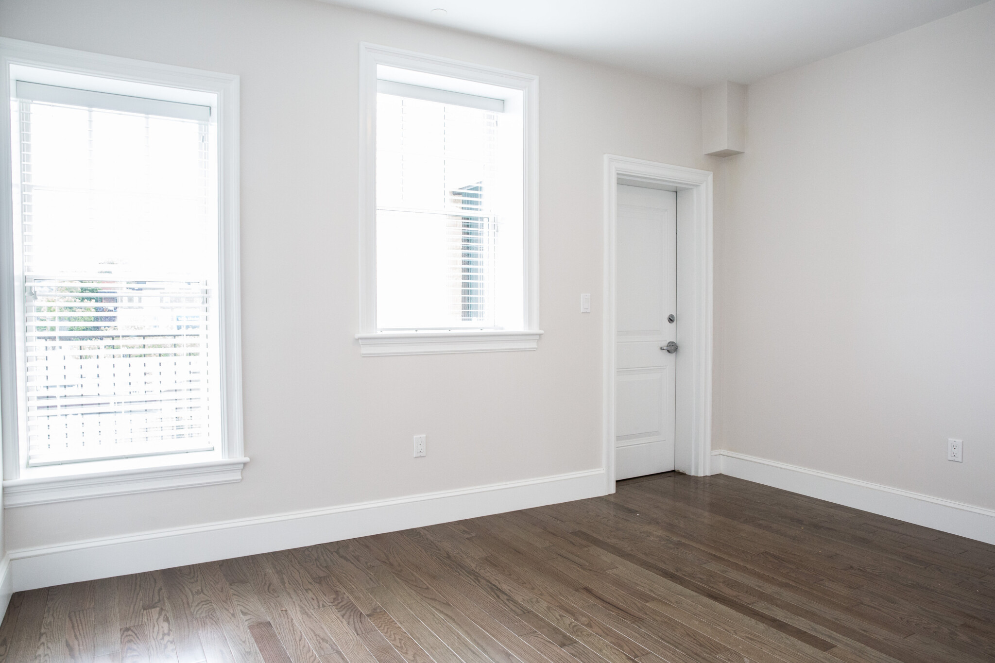 12 Harvard Ter, Allston